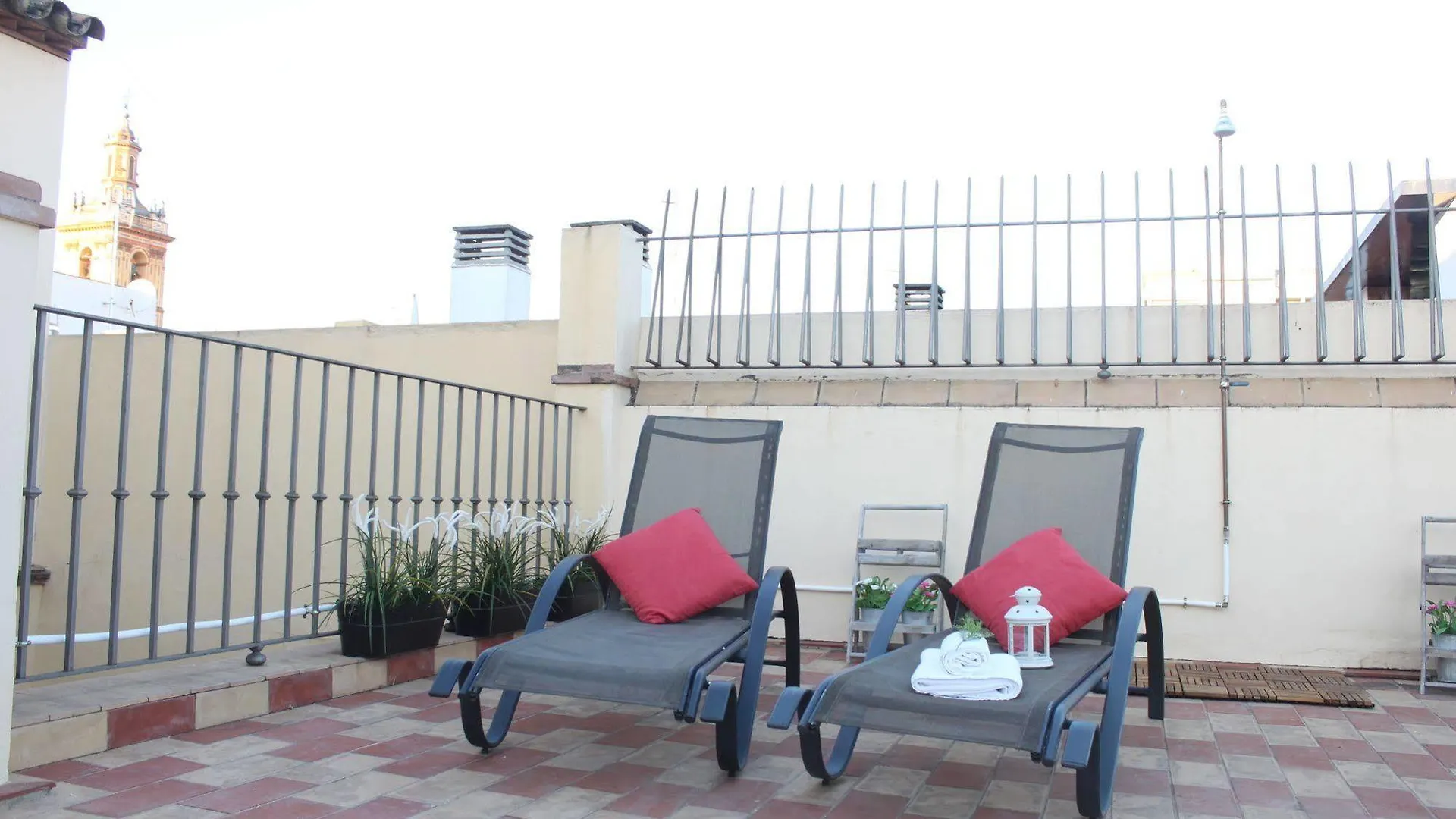 Ferienwohnung Life Select San Bernardo Sevilla 0*,  Spanien